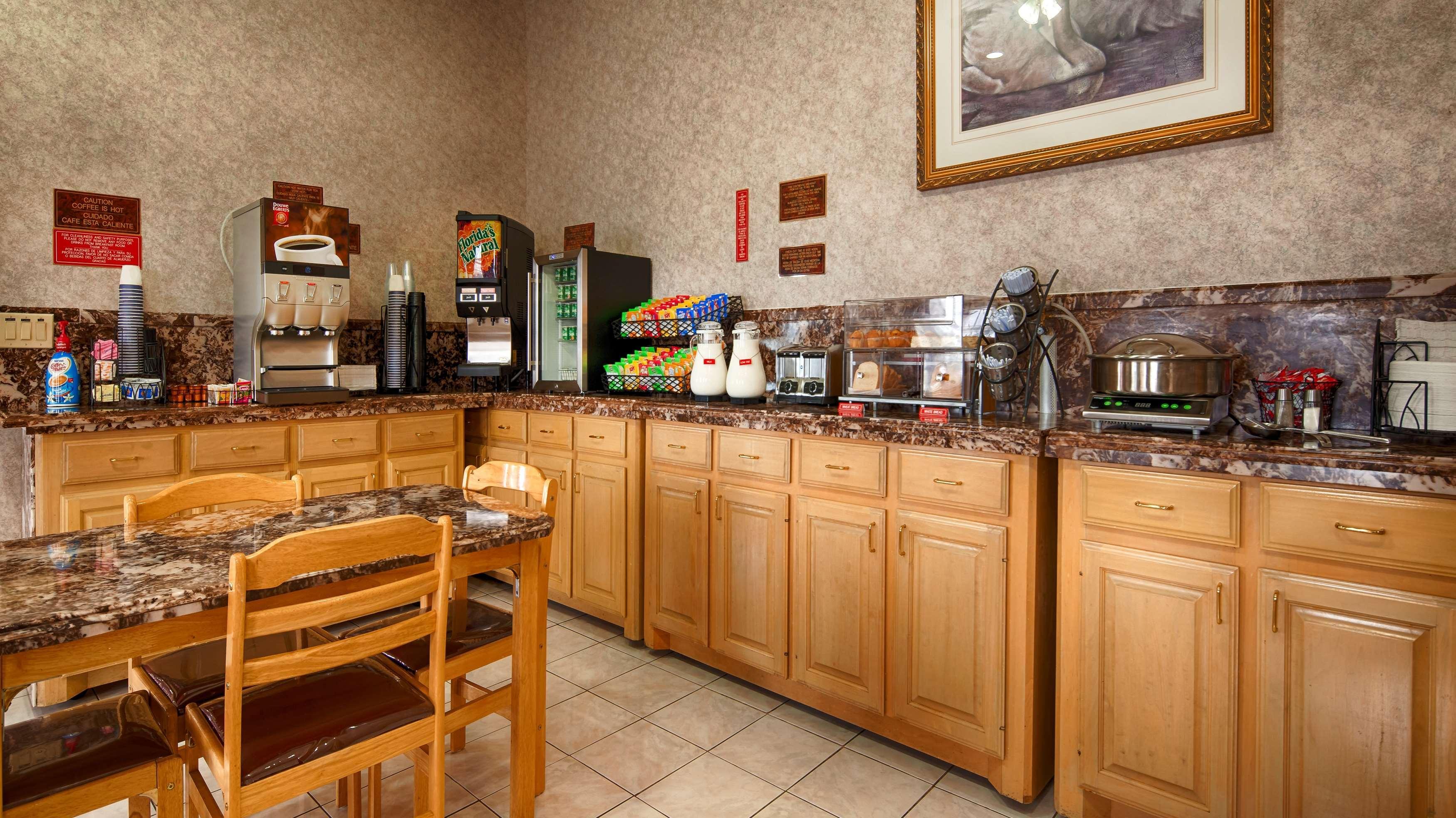 Surestay Hotel By Best Western Mission Restaurant foto
